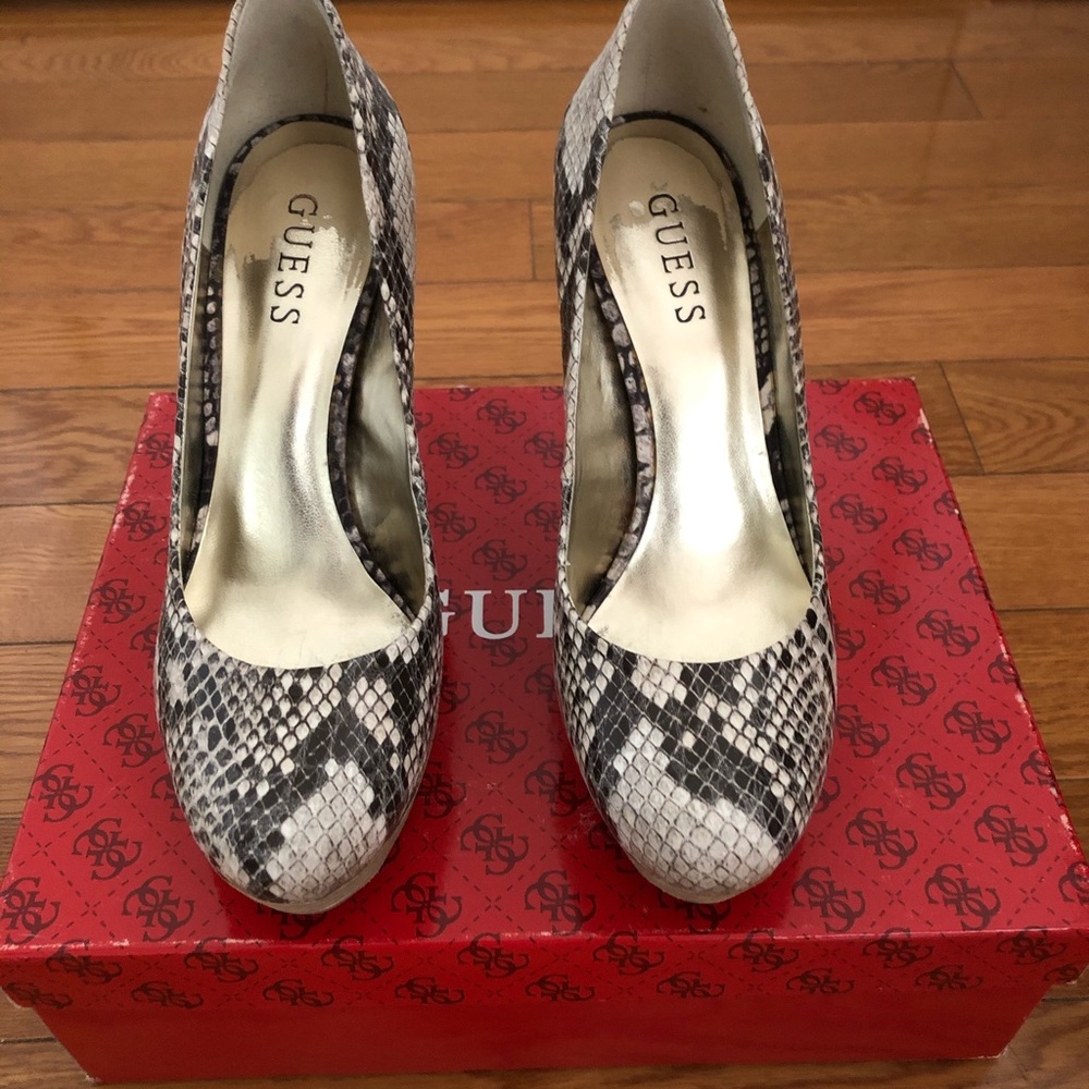 Guess Gwadrienale leather shoes size 7.5M - Picture 5 of 9